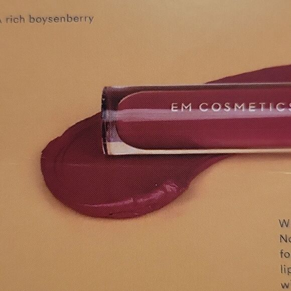 Em Cosmetics Infinite Lip Cloud in Hush Berry - Picture 5 of 5
